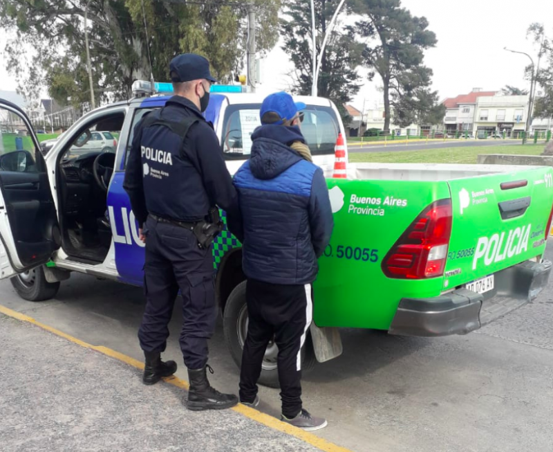 Aprehendido por quebrantar una prohibicin de acercamiento
